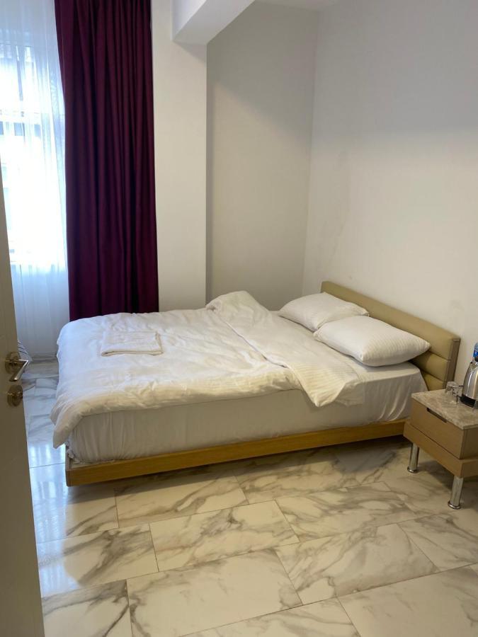 Yenikapi Hotel Istanbul Bagian luar foto